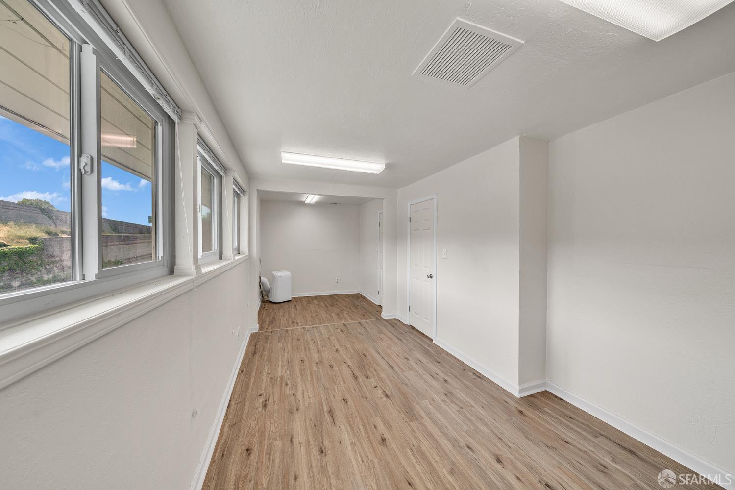 Detail Gallery Image 37 of 43 For 2820 Broadmoor Ave, Concord,  CA 94520 - – Beds | – Baths