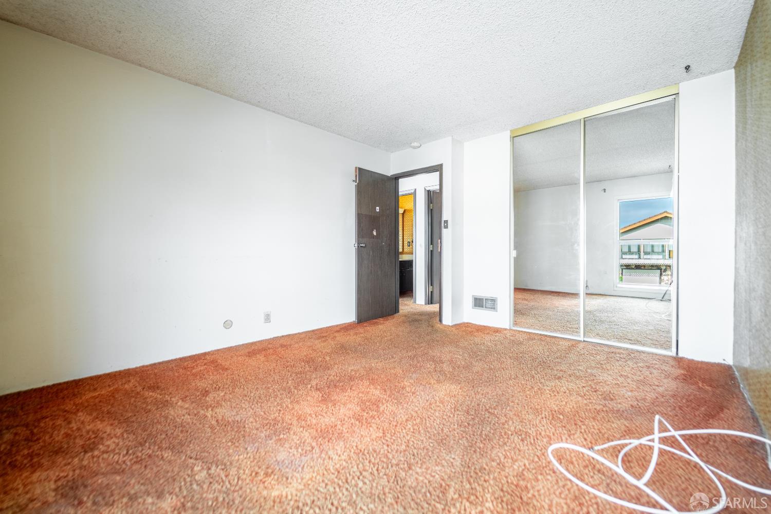 Detail Gallery Image 11 of 44 For 55 Derby St, Daly City,  CA 94015 - 2 Beds | 1 Baths