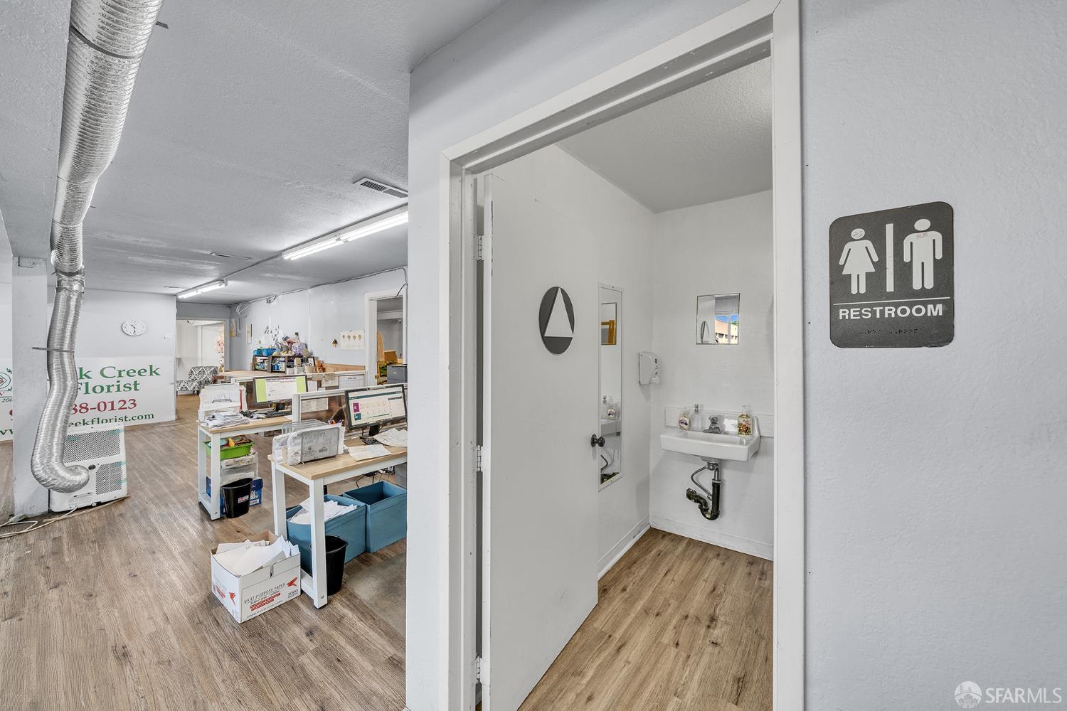 Detail Gallery Image 25 of 43 For 2820 Broadmoor Ave, Concord,  CA 94520 - – Beds | – Baths