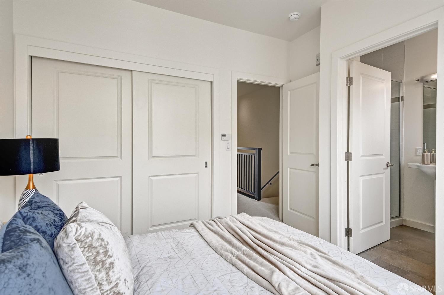 Photo #24: 426120600 Listing: Photo #24