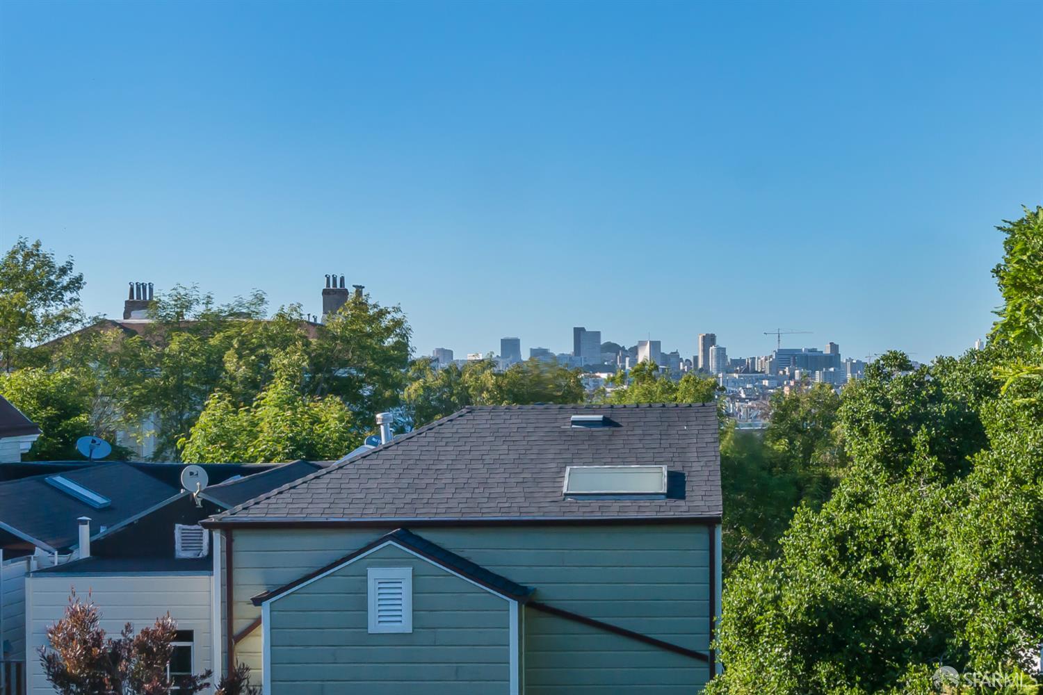 Photo #11: 426120348 Listing: Photo #11