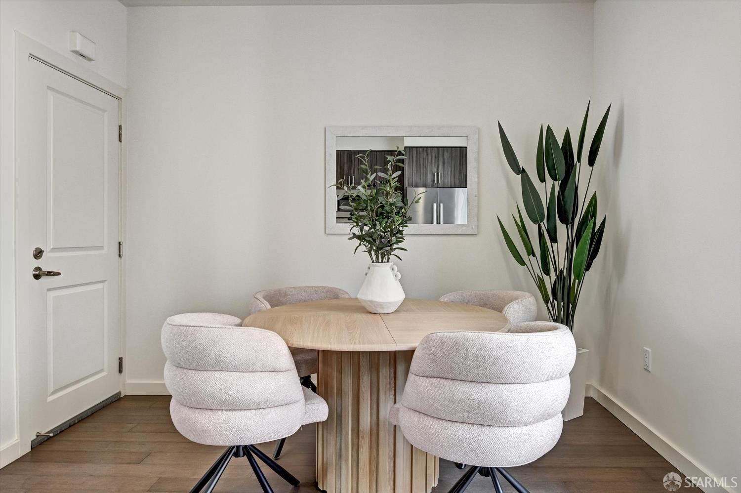 Photo #12: 426120600 Listing: Photo #12