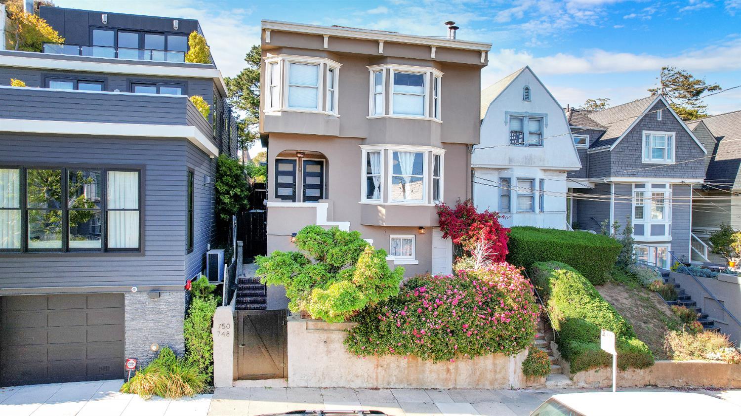 748-750 Elizabeth, San Francisco, CA, 94114