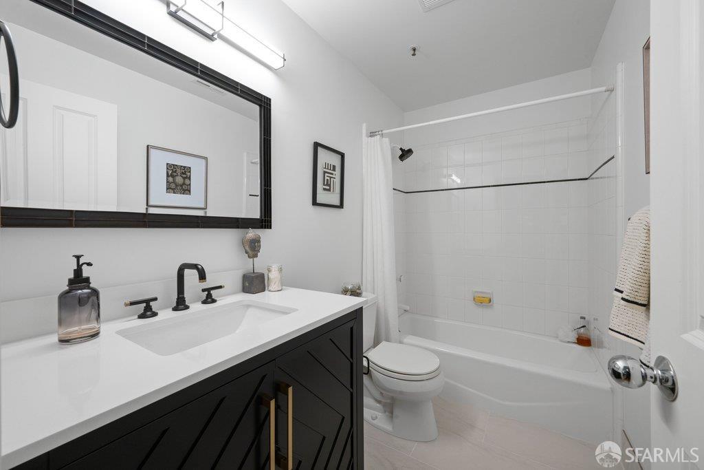 Photo #9: 426120445 Listing: Photo #9