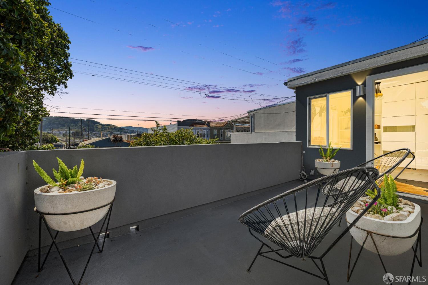 1450 Hawes, San Francisco, CA, 94124