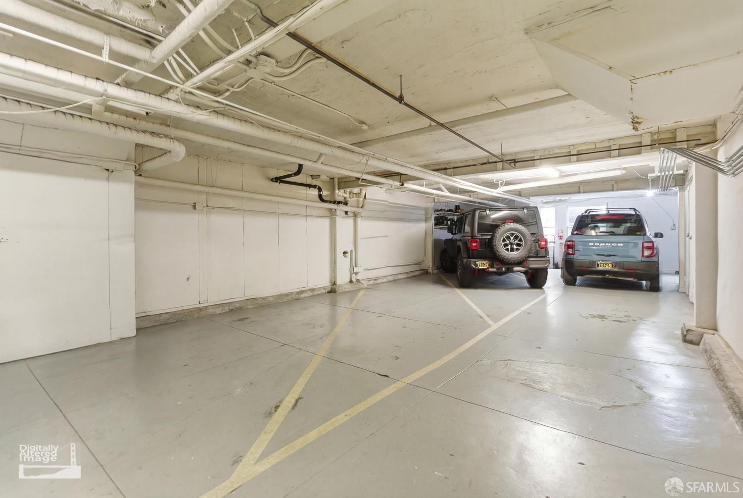 Photo #30: 426120021 Listing: Photo #30