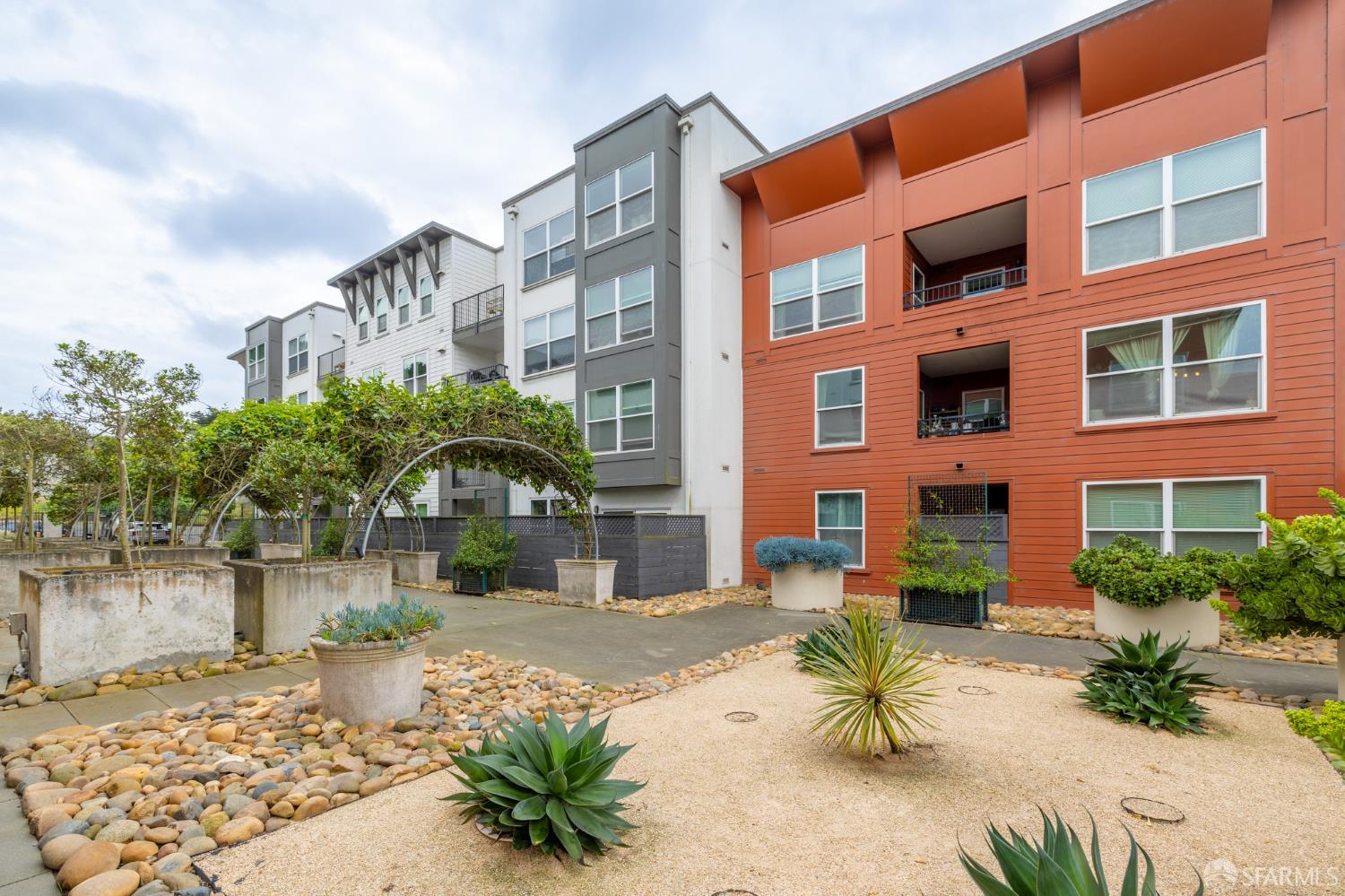 Photo #21: 426114992 Listing: Photo #21