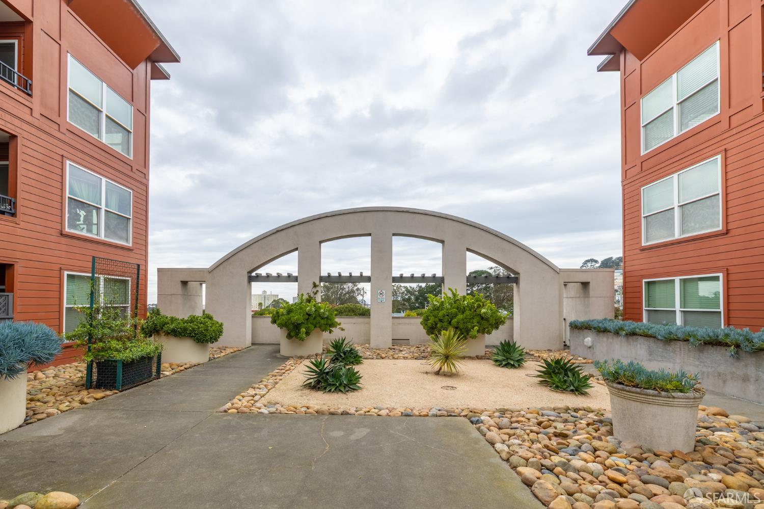 Photo #20: 426114992 Listing: Photo #20