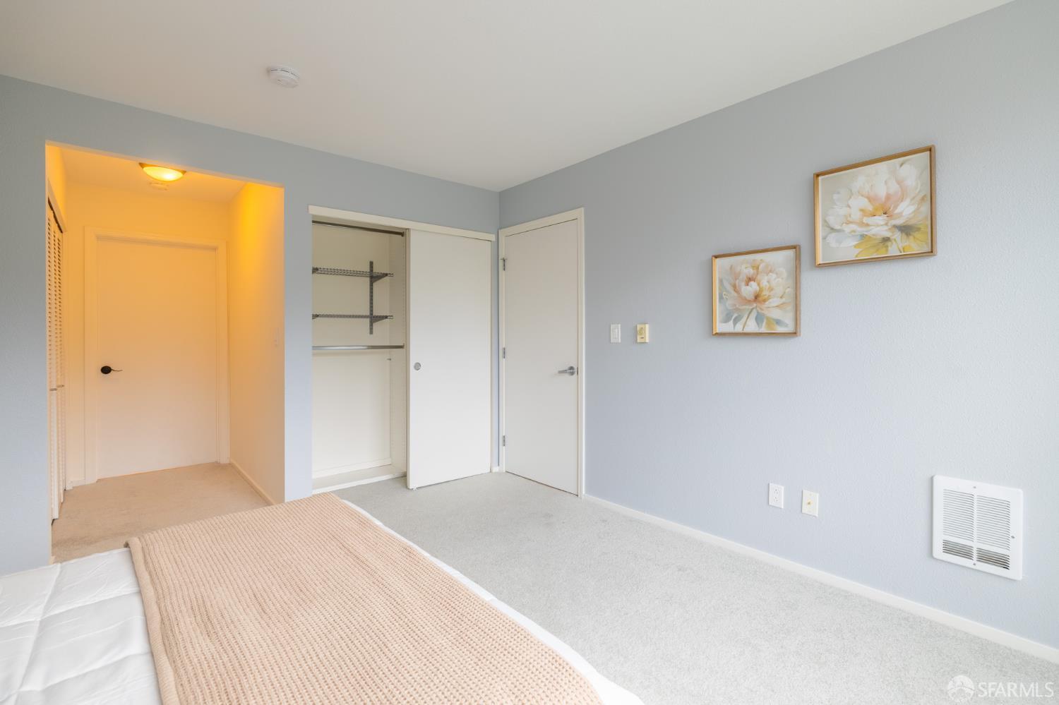 Photo #14: 426114992 Listing: Photo #14