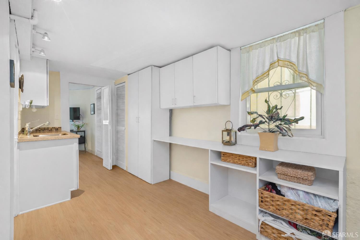 918 Clayton, San Francisco, CA, 94117