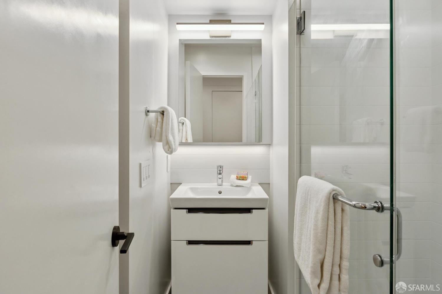 Photo #21: 426121073 Listing: Photo #21