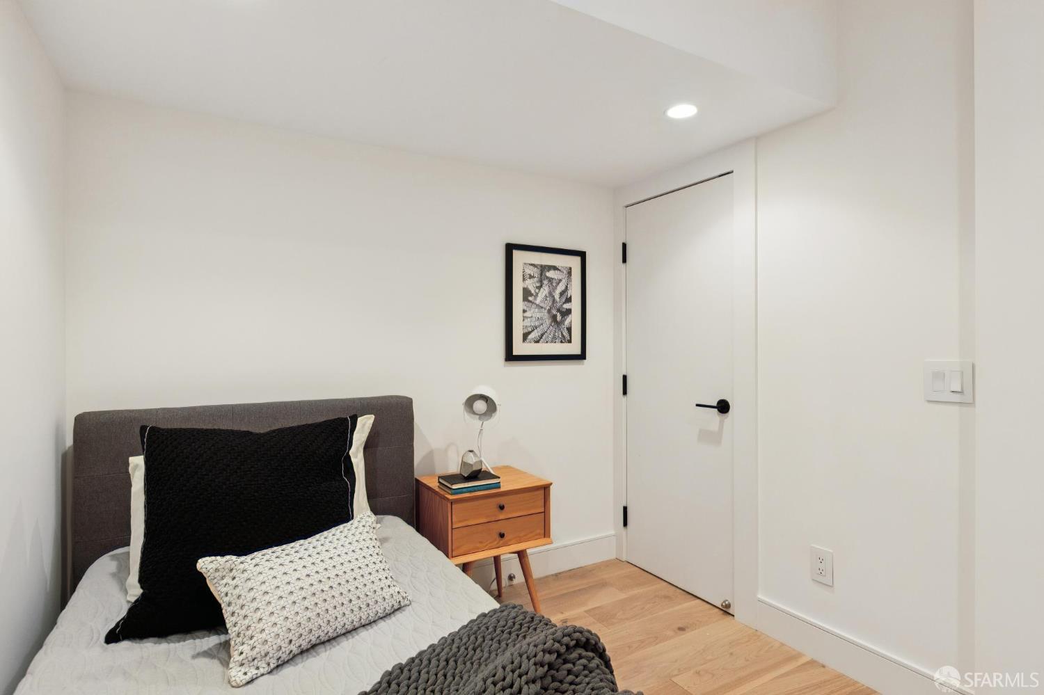 Photo #20: 426121073 Listing: Photo #20