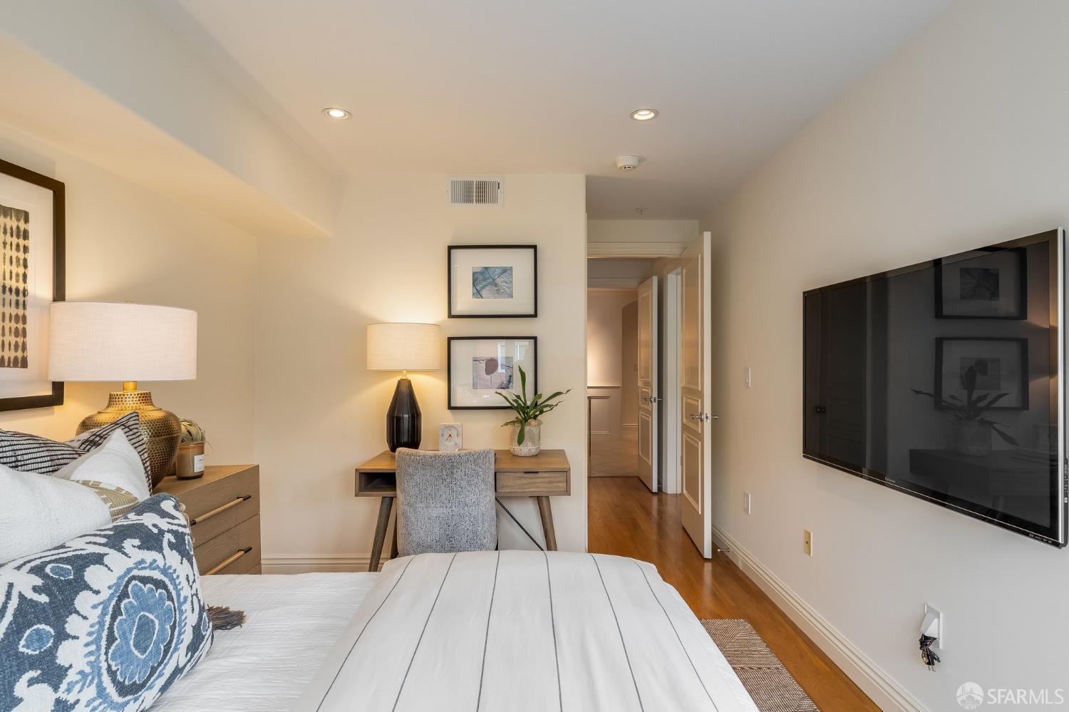 Photo #41: 426101912 Listing: Photo #41