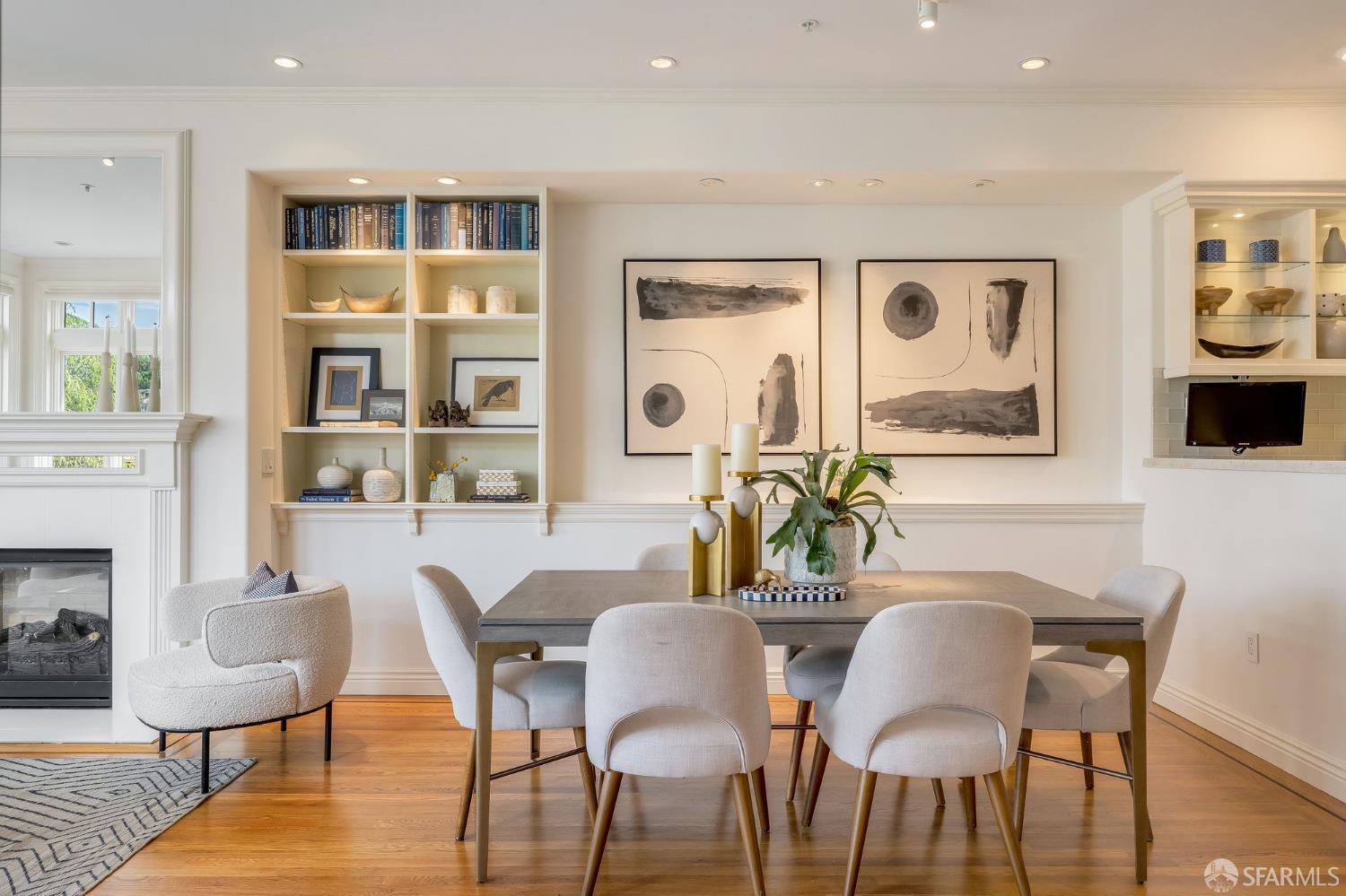 Photo #8: 426101912 Listing: Photo #8