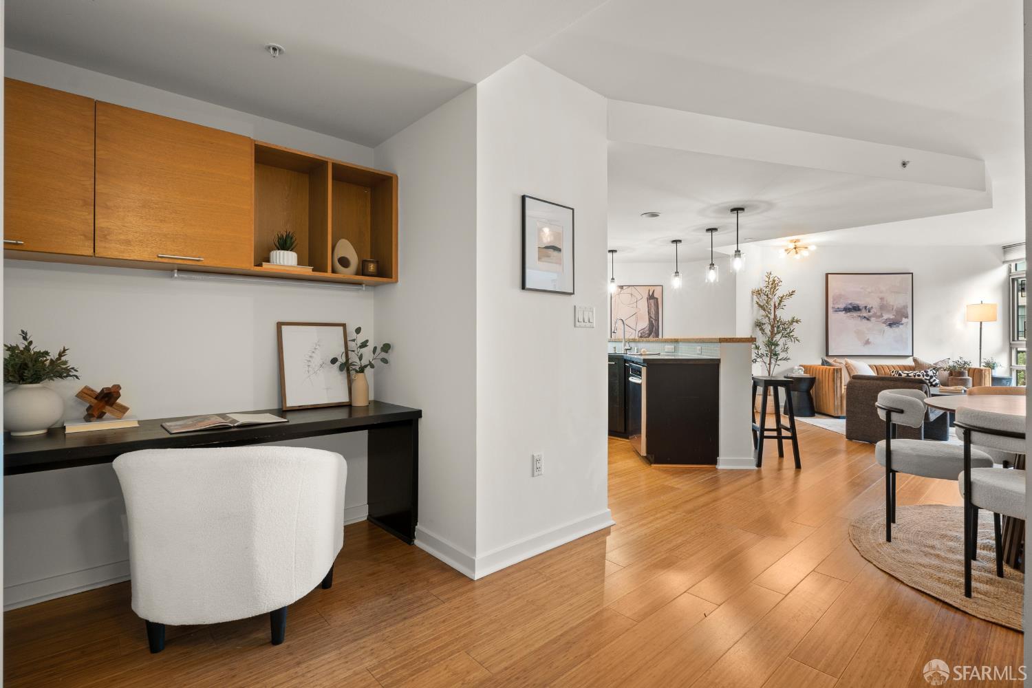 Photo #15: 426121120 Listing: Photo #15