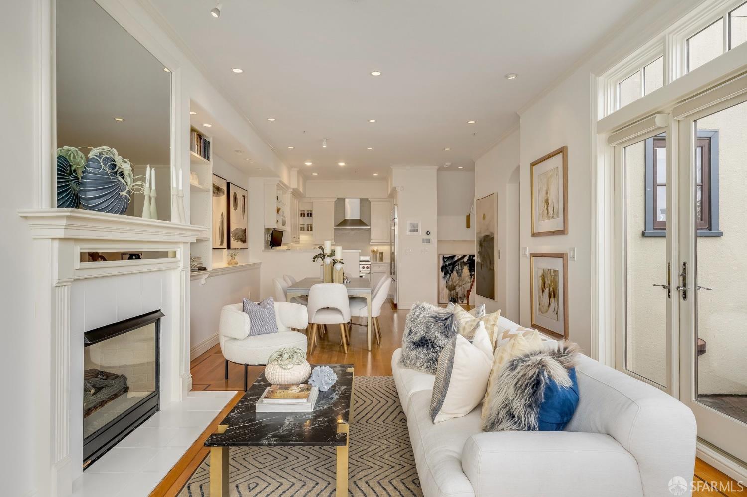 Photo #17: 426101912 Listing: Photo #17