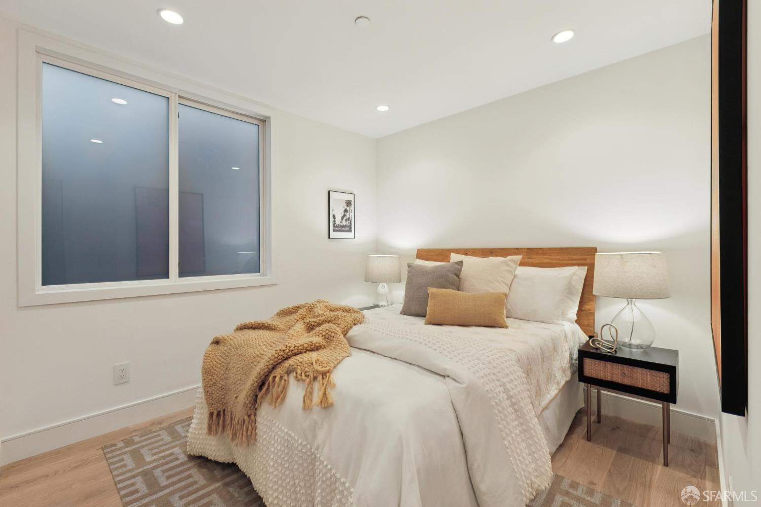 Photo #23: 426121073 Listing: Photo #23