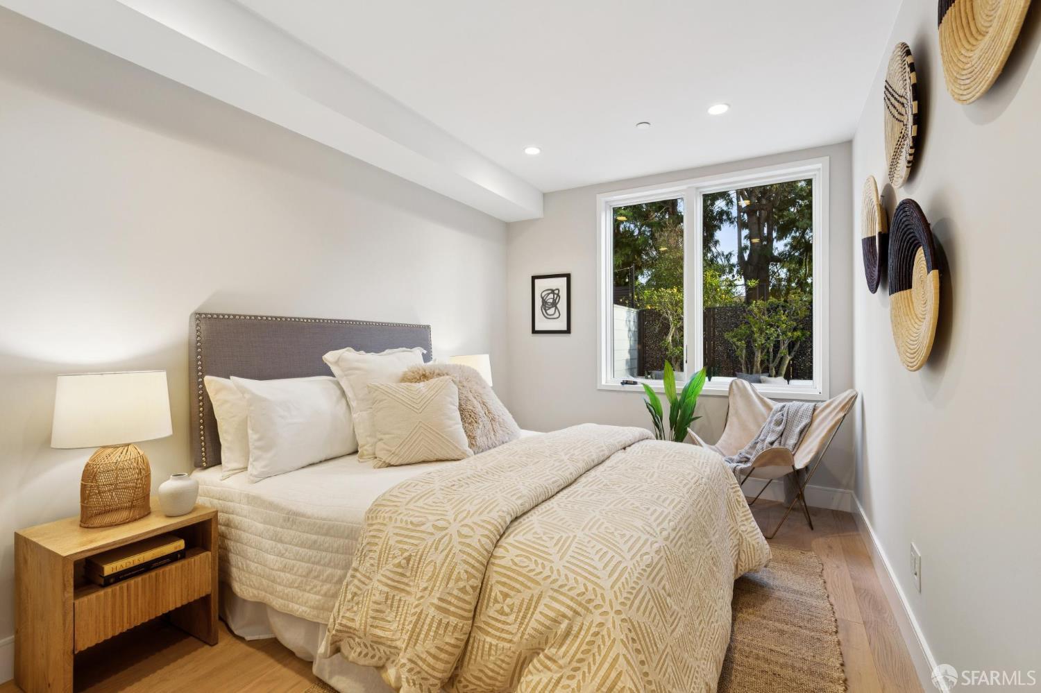 Photo #14: 426121073 Listing: Photo #14