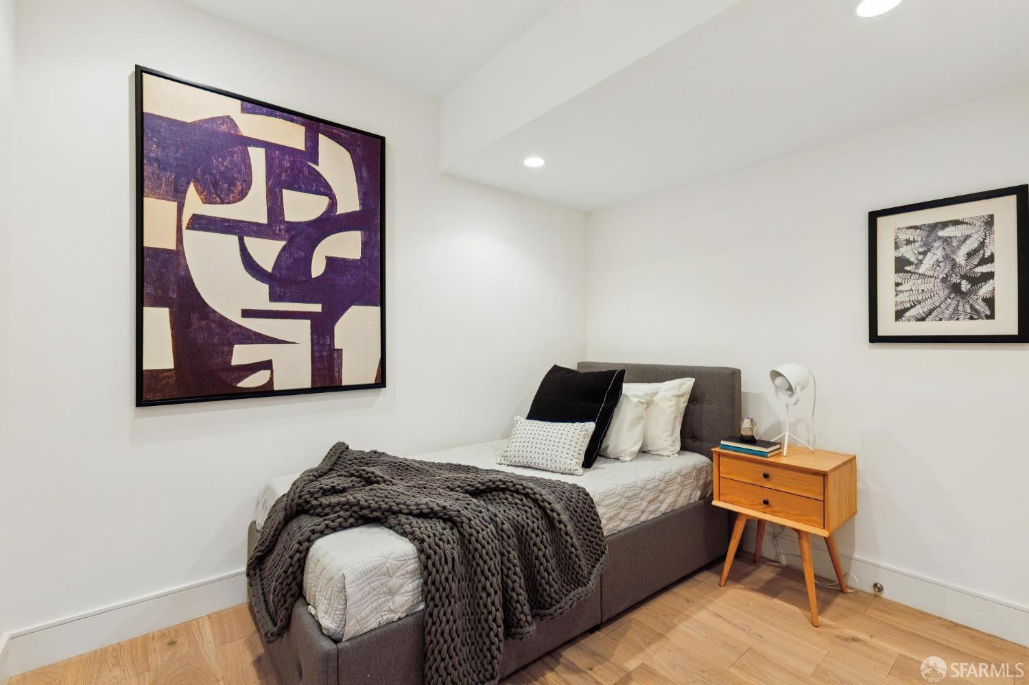 Photo #18: 426121073 Listing: Photo #18