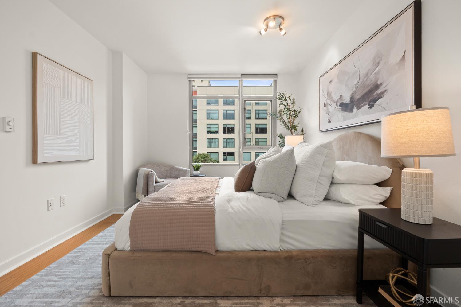 Photo #9: 426121120 Listing: Photo #9