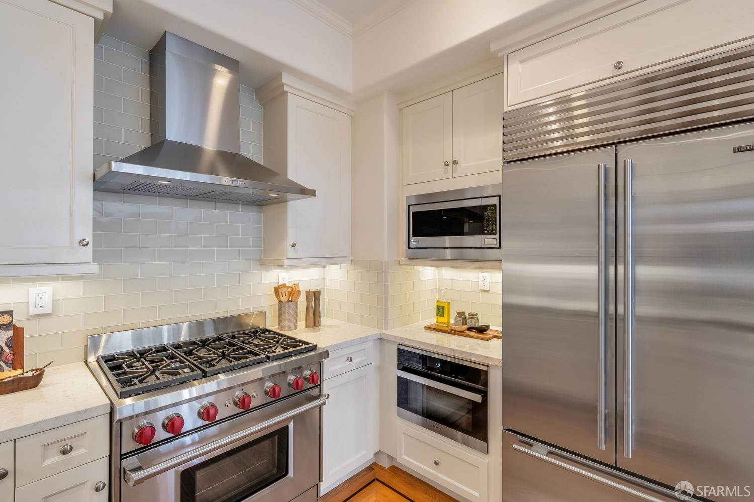 Photo #24: 426101912 Listing: Photo #24