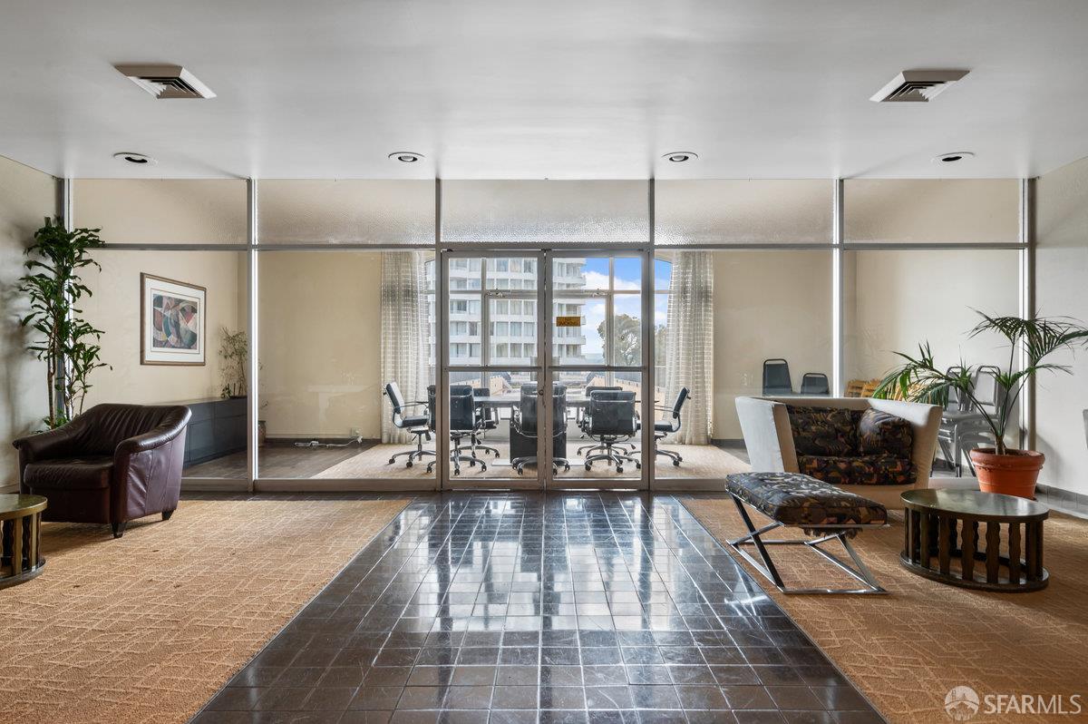 Photo #54: 426121063 Listing: Photo #54