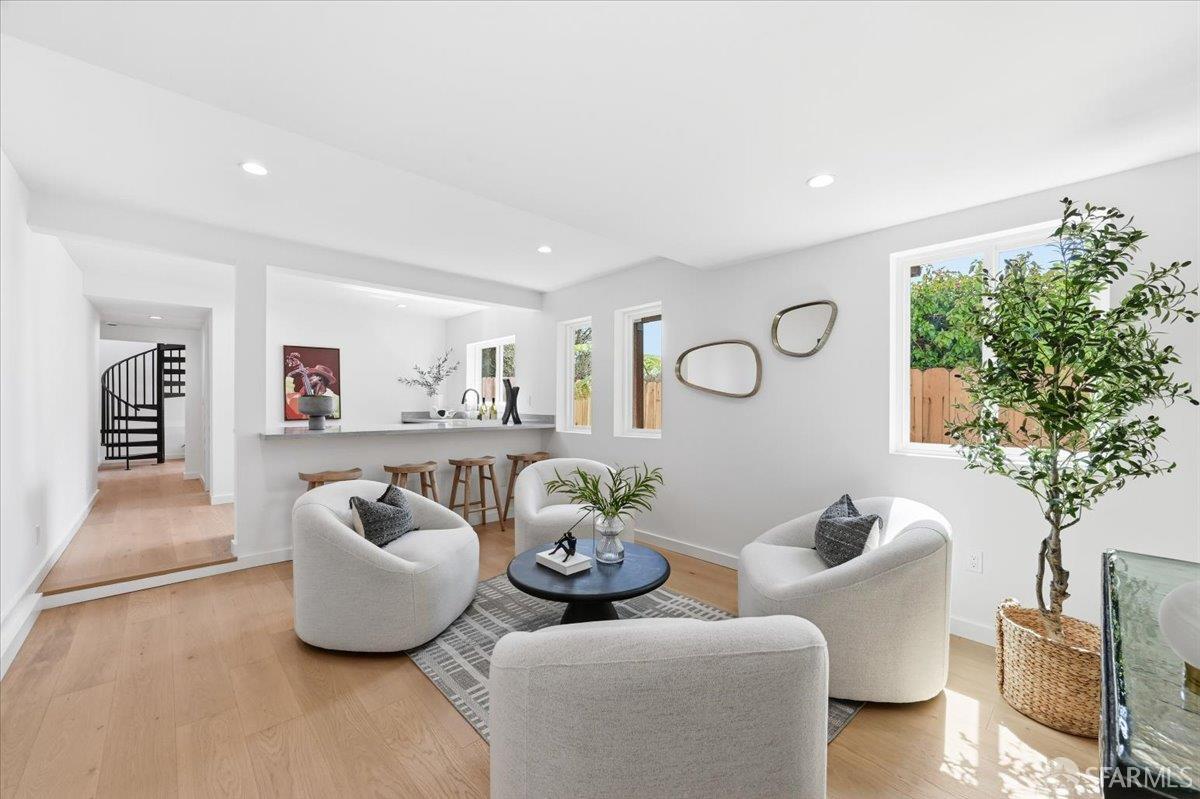 Detail Gallery Image 45 of 68 For 25 Shasta Ln, Pacifica,  CA 94044 - 4 Beds | 3 Baths