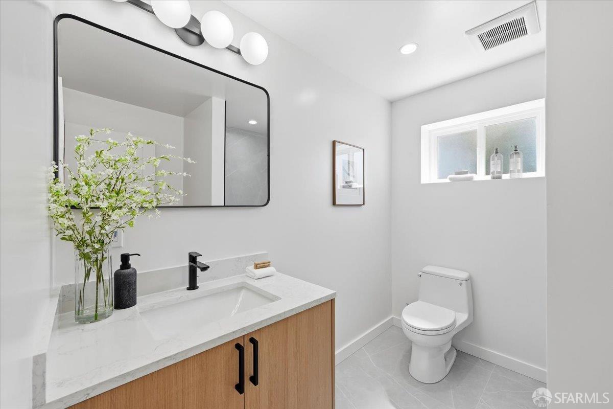 Detail Gallery Image 49 of 68 For 25 Shasta Ln, Pacifica,  CA 94044 - 4 Beds | 3 Baths