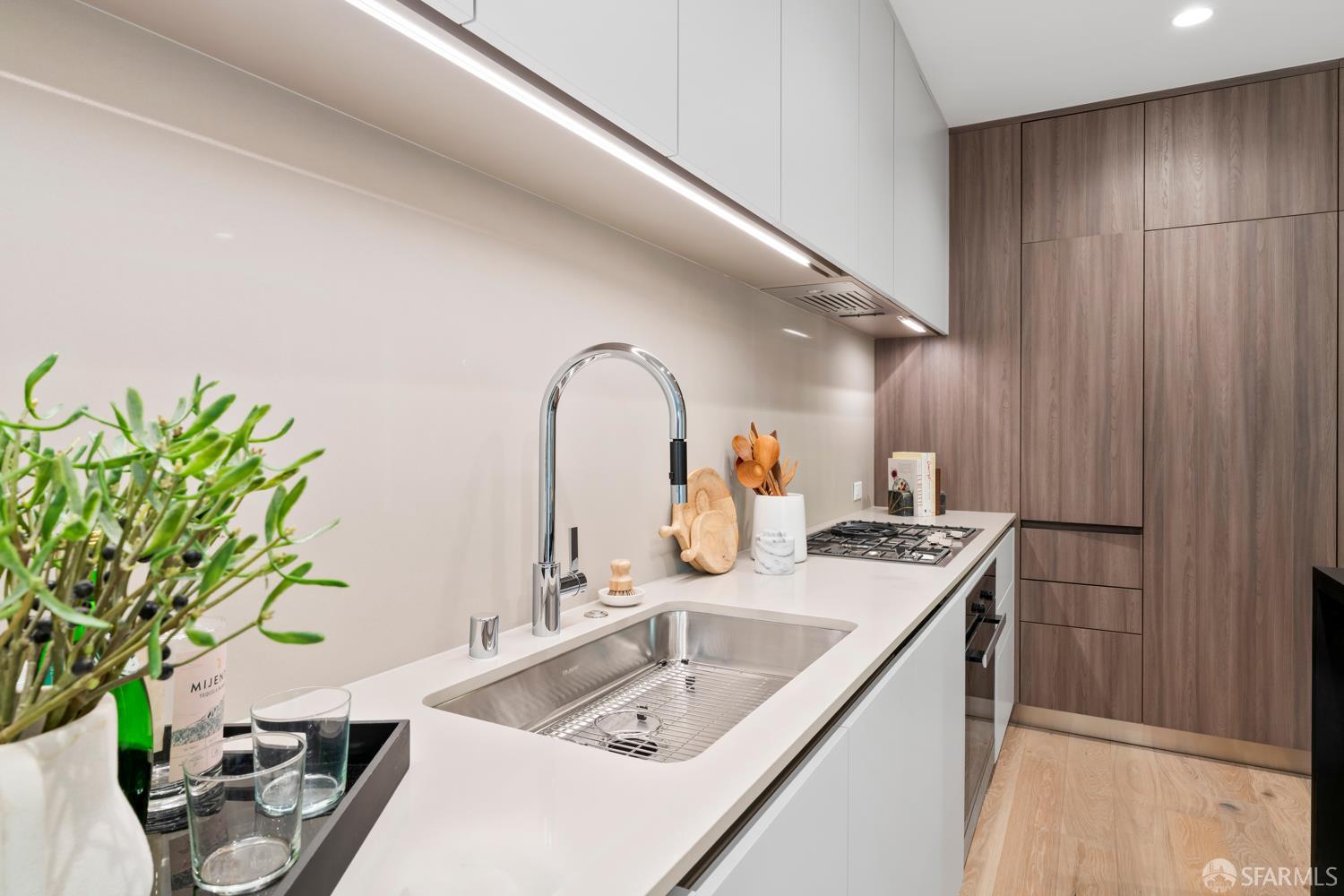 1 Bristol UNIT 605, San Francisco, CA, 94130