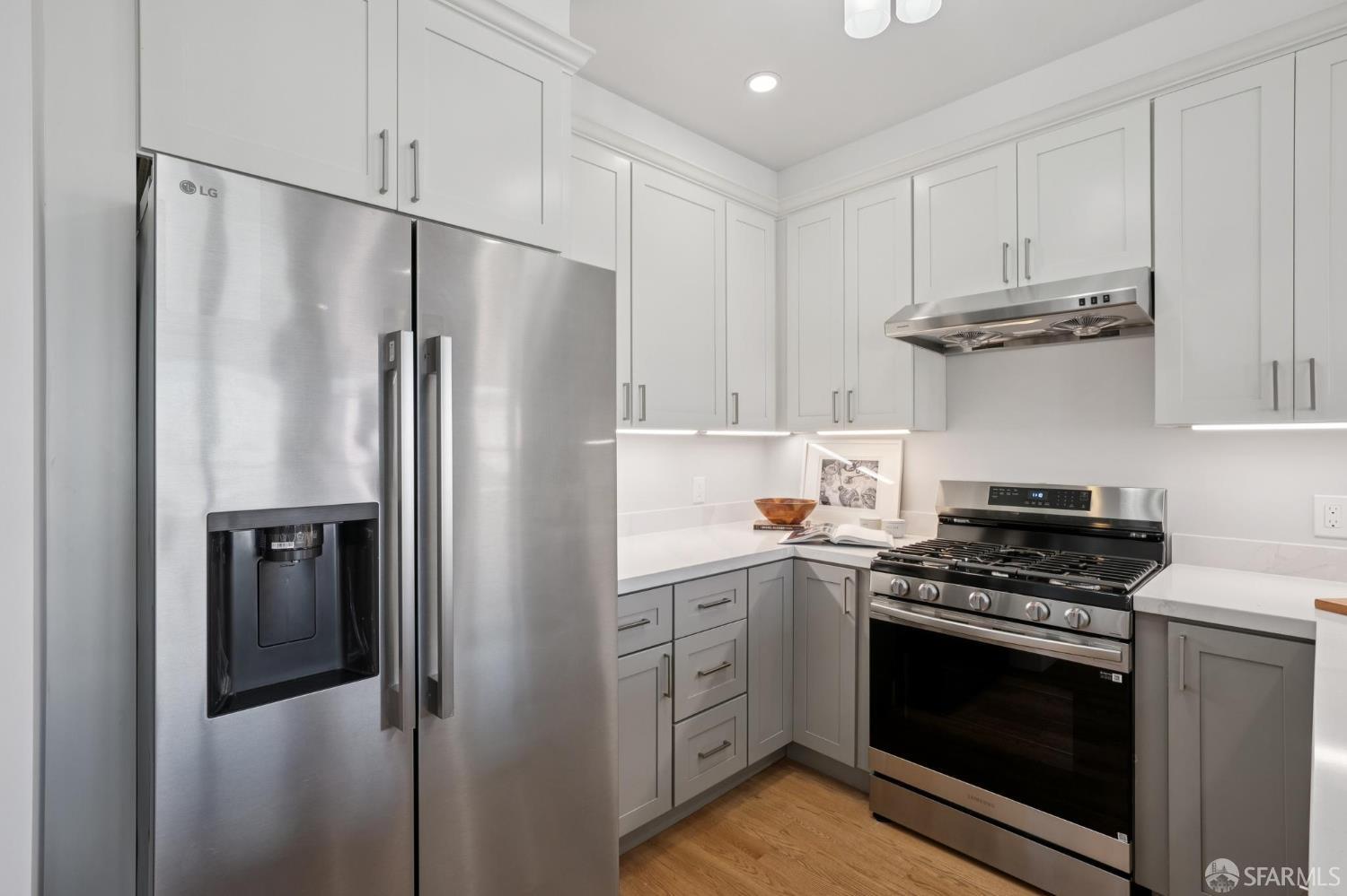 Photo #7: 426121363 Listing: Photo #7