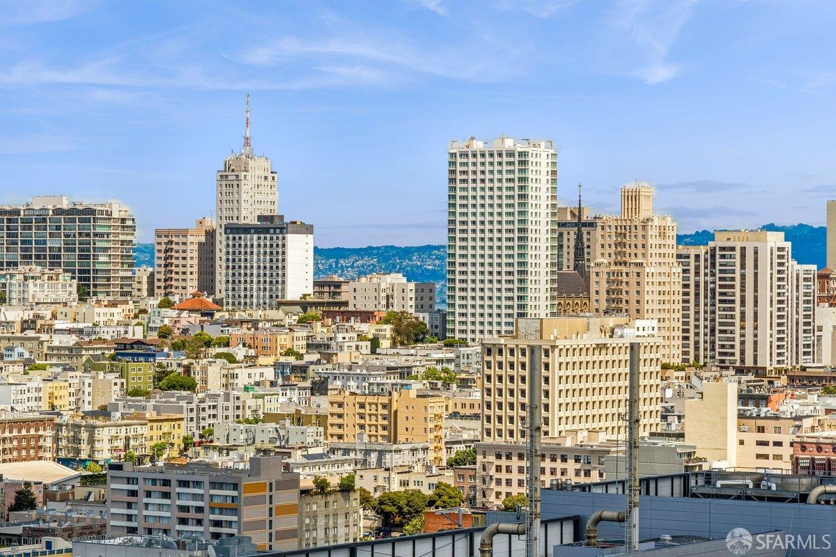 Photo #10: 426121063 Listing: Photo #10