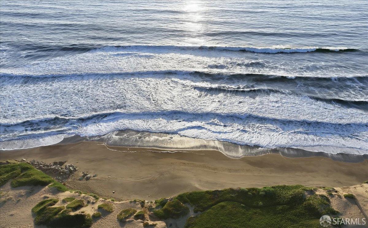 Detail Gallery Image 66 of 68 For 25 Shasta Ln, Pacifica,  CA 94044 - 4 Beds | 3 Baths