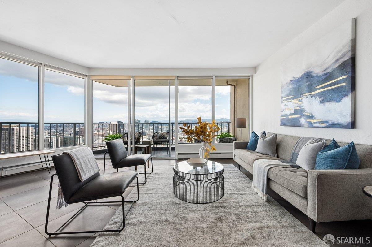 Photo #2: 426121063 Listing: Photo #2