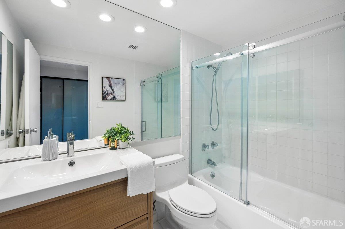 Photo #29: 426121063 Listing: Photo #29