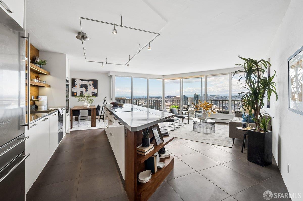 Photo #27: 426121063 Listing: Photo #27