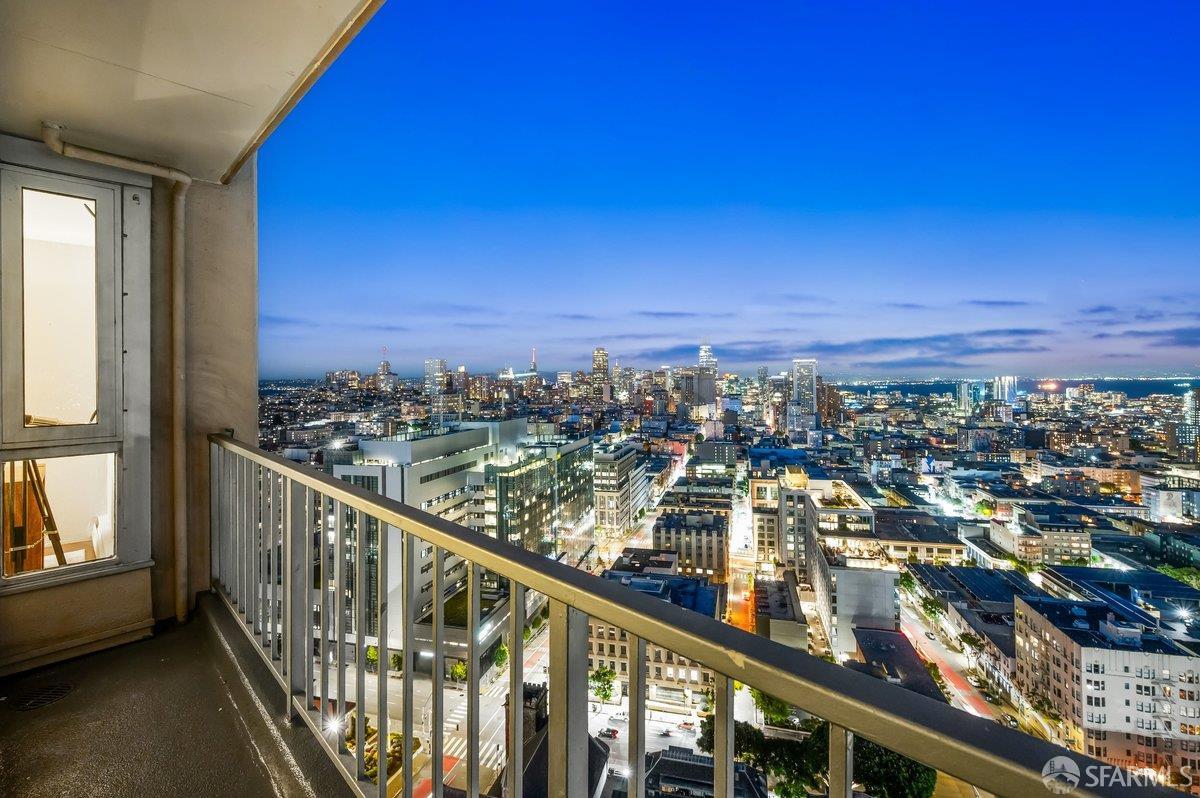 Photo #40: 426121063 Listing: Photo #40