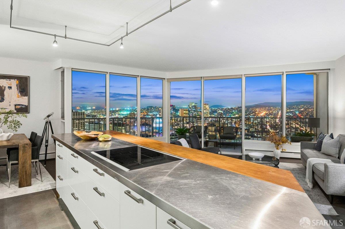 Photo #42: 426121063 Listing: Photo #42