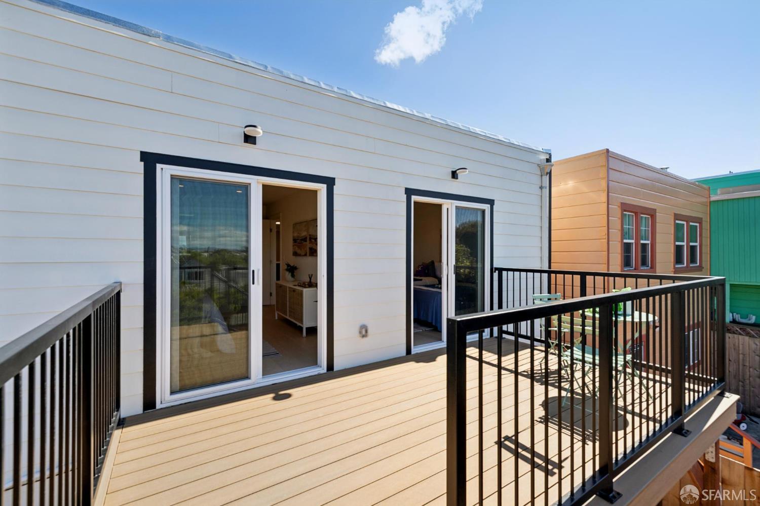 Detail Gallery Image 31 of 72 For 422 Winchester St, Daly City,  CA 94014 - 5 Beds | 3 Baths