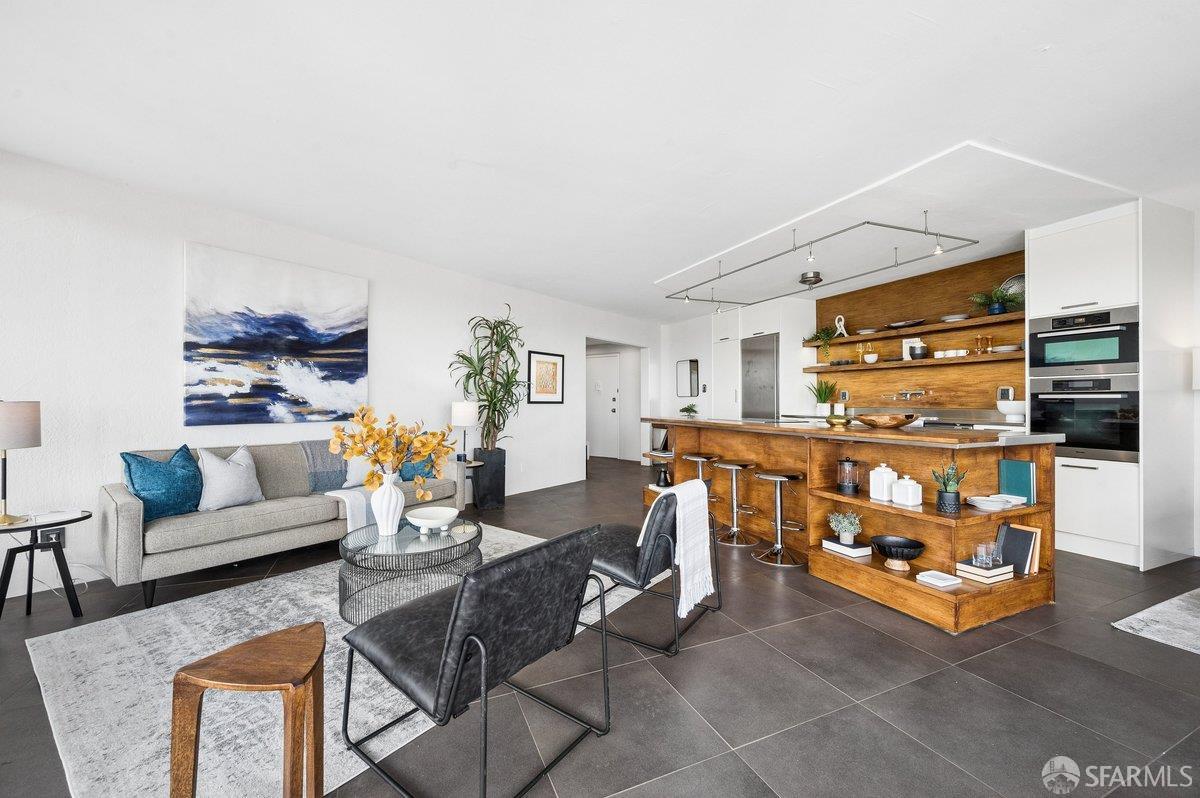 Photo #17: 426121063 Listing: Photo #17