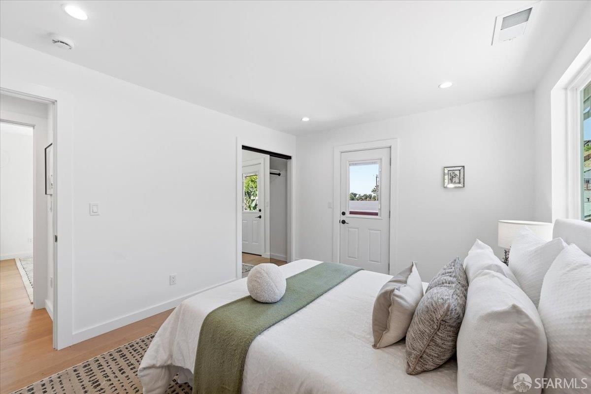 Detail Gallery Image 42 of 68 For 25 Shasta Ln, Pacifica,  CA 94044 - 4 Beds | 3 Baths