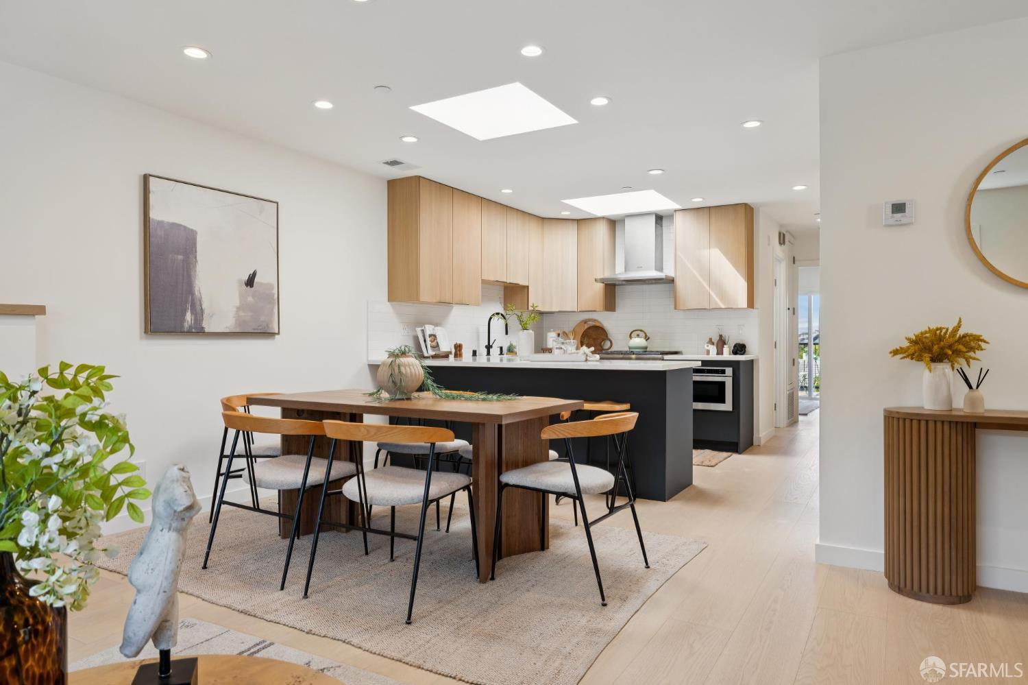 Detail Gallery Image 20 of 72 For 422 Winchester St, Daly City,  CA 94014 - 5 Beds | 3 Baths