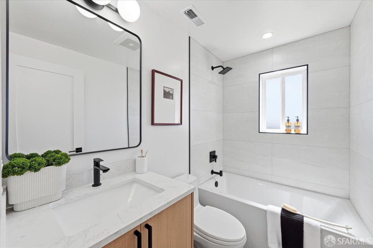 Detail Gallery Image 44 of 68 For 25 Shasta Ln, Pacifica,  CA 94044 - 4 Beds | 3 Baths