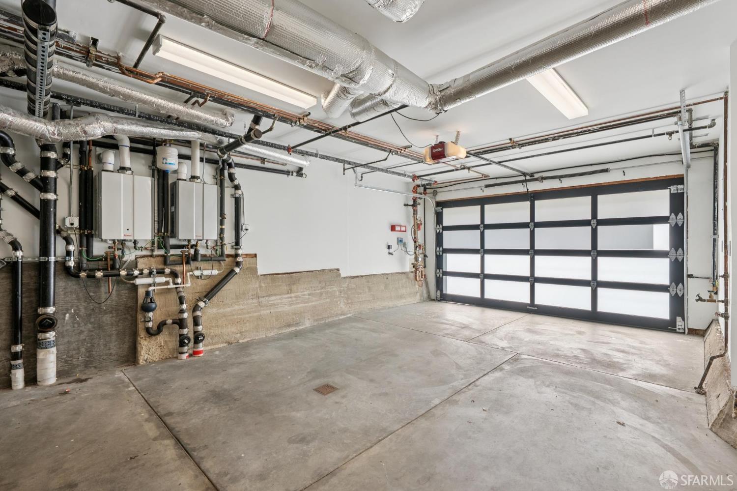 Photo #66: 426121162 Listing: Photo #66