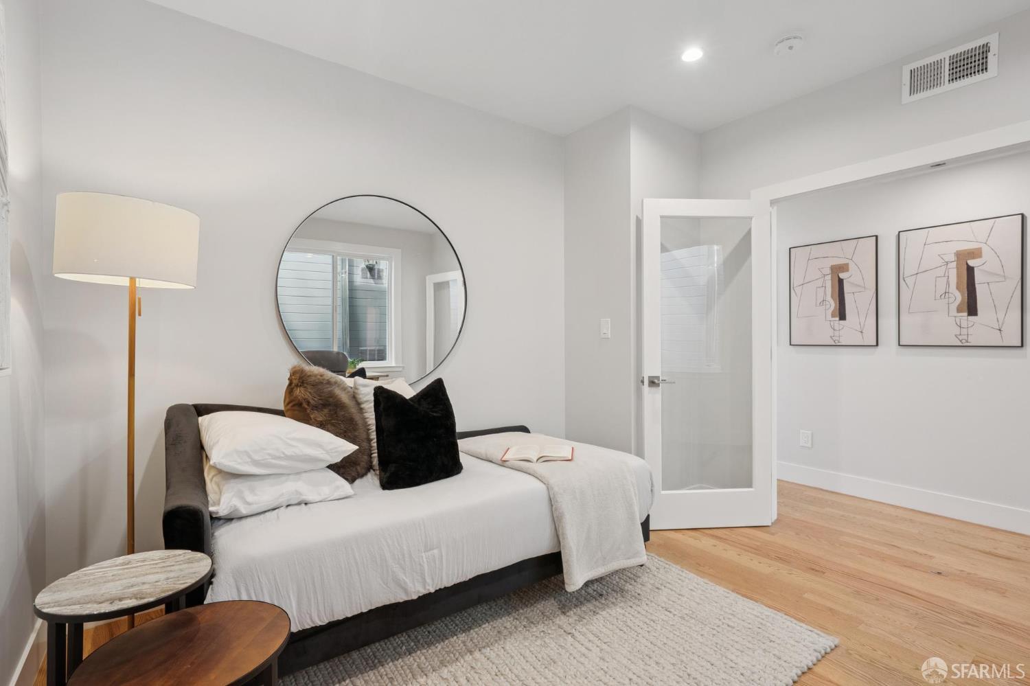 Photo #10: 426121363 Listing: Photo #10