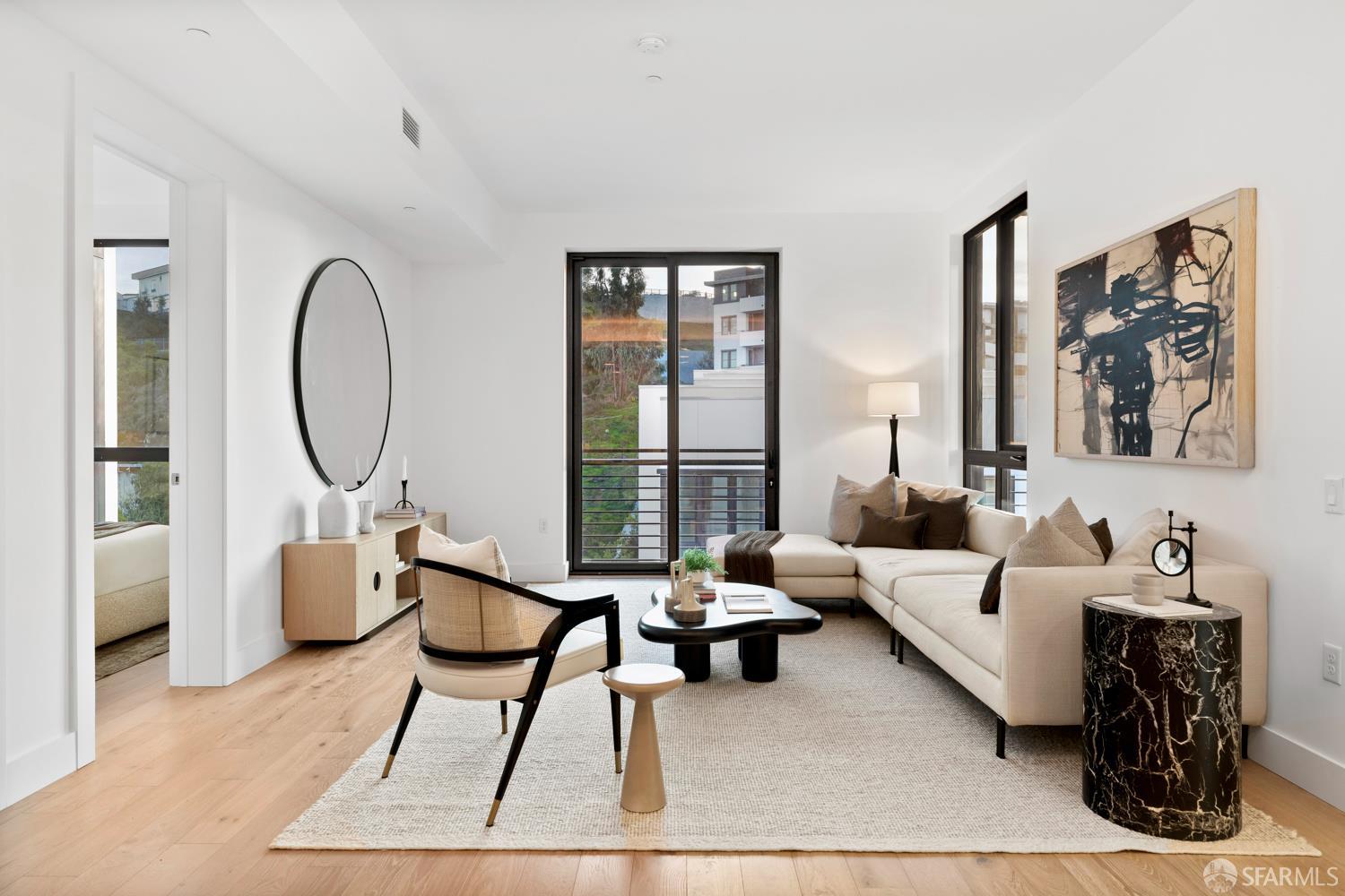 1 Bristol UNIT 605, San Francisco, CA, 94130