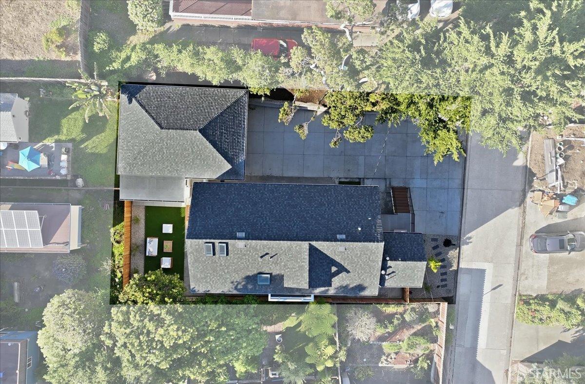 Detail Gallery Image 59 of 68 For 25 Shasta Ln, Pacifica,  CA 94044 - 4 Beds | 3 Baths