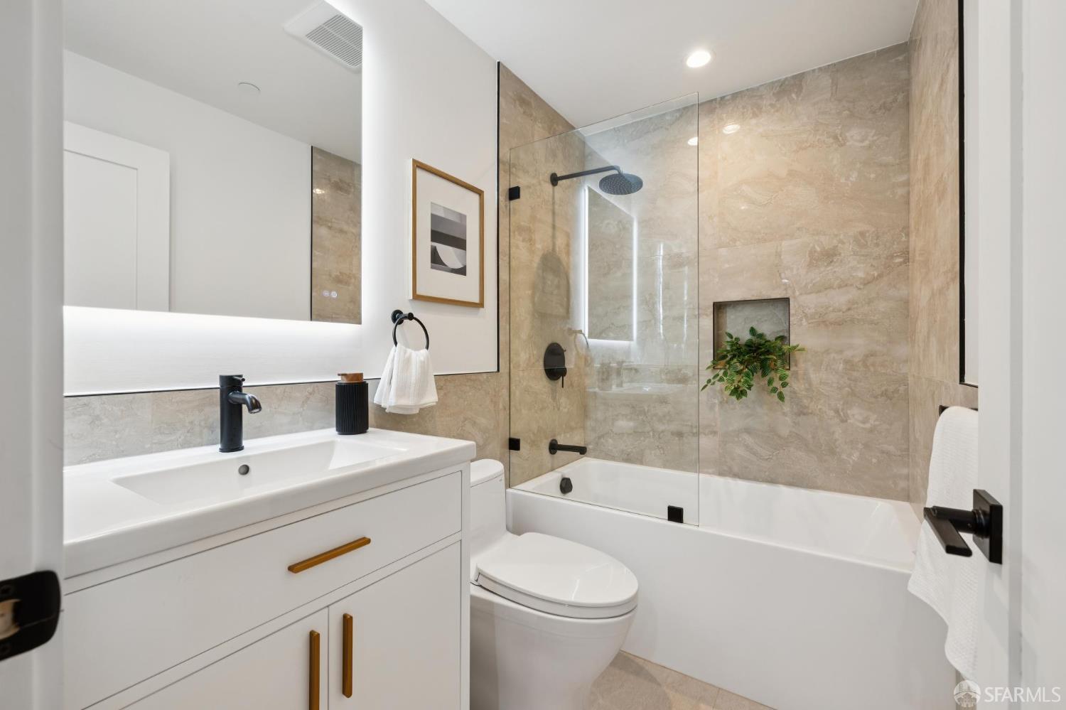 Detail Gallery Image 51 of 72 For 422 Winchester St, Daly City,  CA 94014 - 5 Beds | 3 Baths