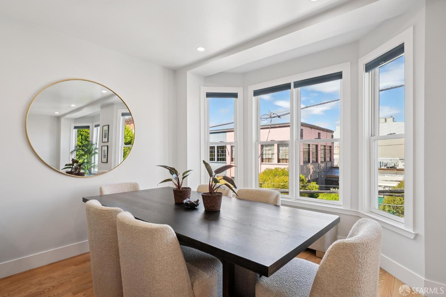 Photo #4: 426121363 Listing: Photo #4