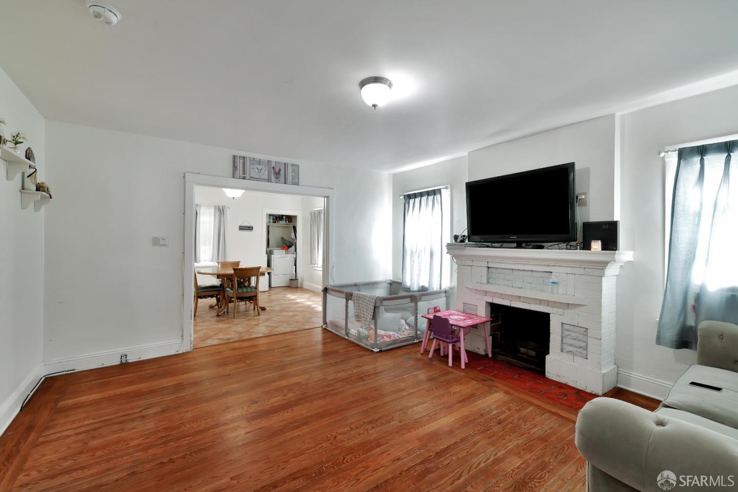 Detail Gallery Image 9 of 22 For 609 S Delaware St, San Mateo,  CA 94402 - 2 Beds | 1 Baths