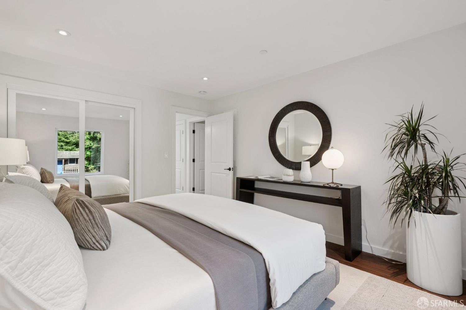 482-484 Belvedere, San Francisco, CA, 94117